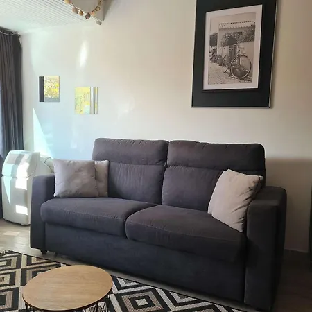 Cap D'agde, 1 Piece, 2 Personnes - Fr-1-249-403 Agde